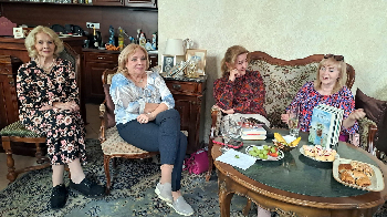 Beseda so spisovateľkou Katarínou Gillerovou